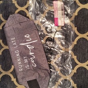 NWT Thirty-One Let's Go Pouch - Medium